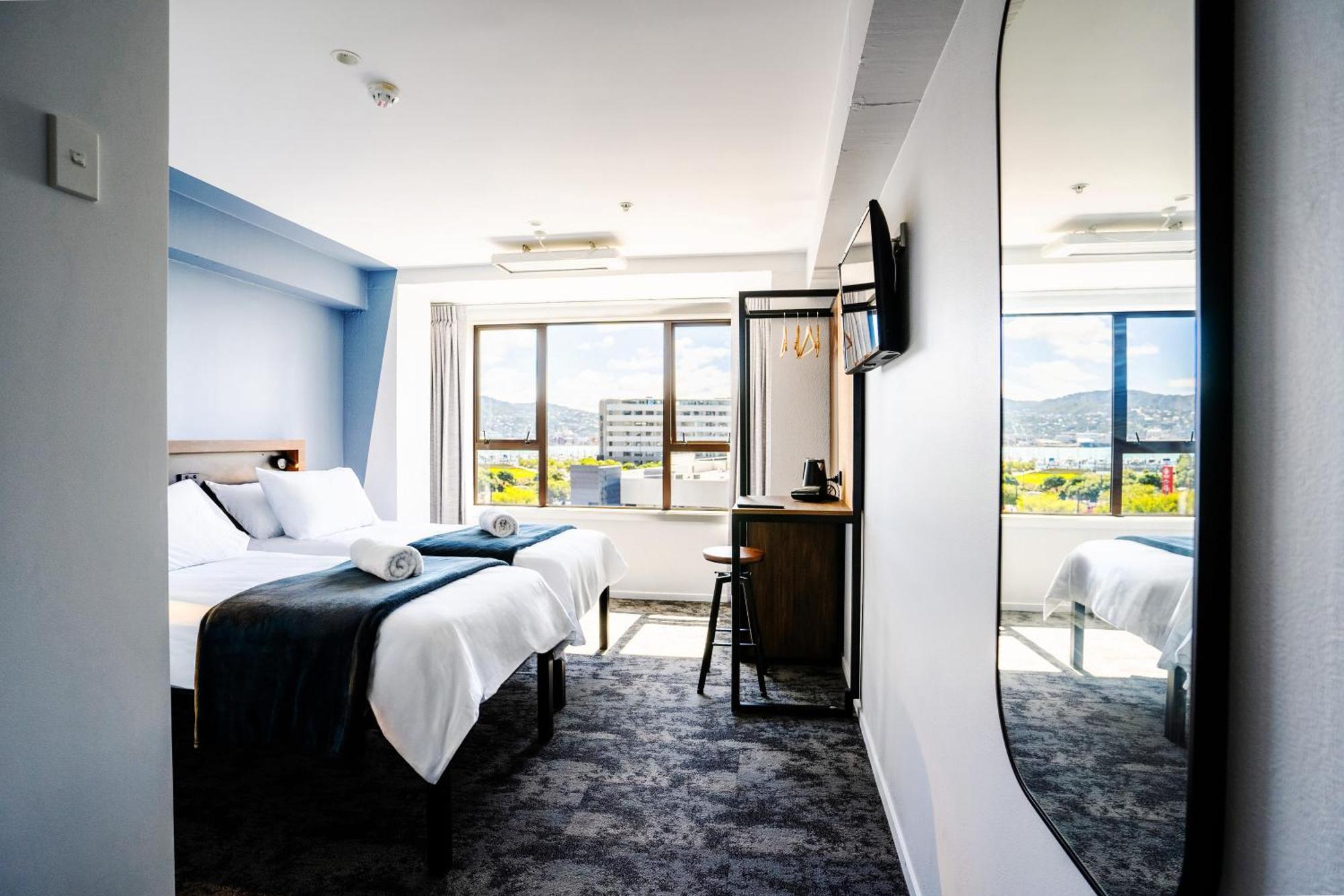Haka House Wellington Hostel Eksteriør bilde A room at the hotel